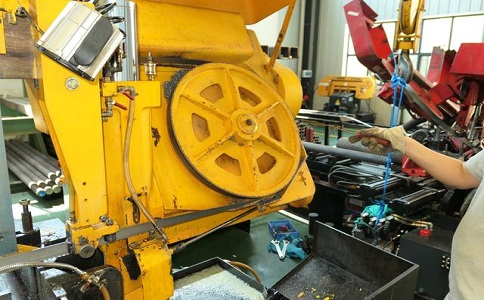 北流金属带锯床的日常使用和保养注意事项！